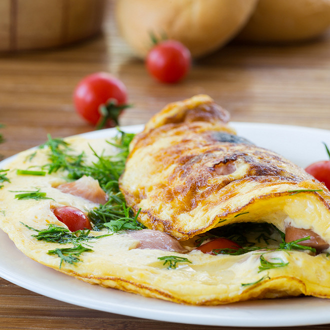OMELETTE AU SAUCISSON
