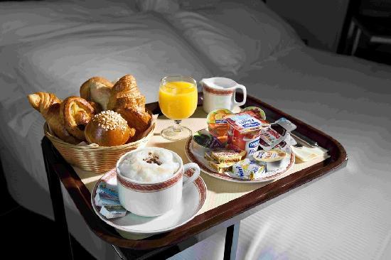 PETIT DEJEUNER CONTINENTAL