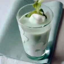 [10787937] MENTHE AU LAIT
